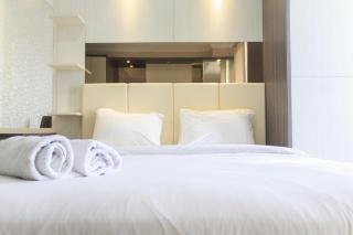 Nice and Fancy Studio Room at Menteng Park Apartment By Travelio - 3
