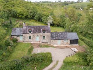 Broomhill Cottages - - 0
