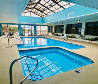 DoubleTree by Hilton Atlantic Beach Oceanfront - Atlantic Beach - 5