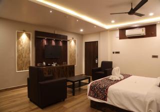 Dakshin Suites - Srīkākulam - 2
