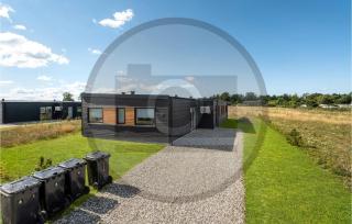 4 Bedroom Beautiful Home In Løgstrup - 1