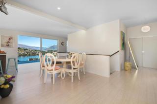 Amazing lake view ensuite #1 - 8