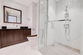Homey and Tranquil 1BR Branz BSD City Apartment By Travelio - Tangerang - 6