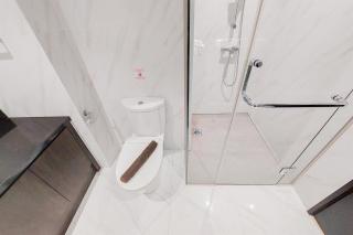 Homey and Tranquil 1BR Branz BSD City Apartment By Travelio - Tangerang - 4