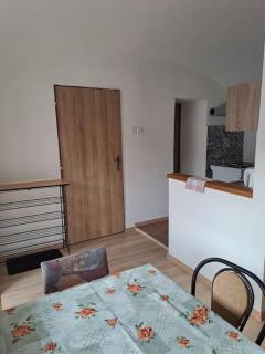 Domček na námestí - 4