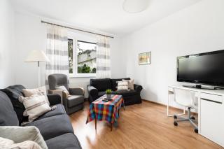 Spacious Family Apartment Promienista 1,5 km to Hala Arena Poznań by Noclegi Renters - Poznań - 1