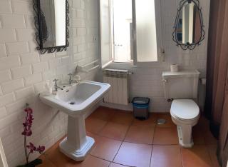 Spacious Penthouse with Large Terrace in Malasaña - 1