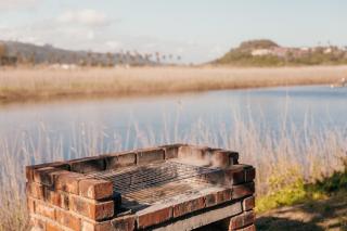 Riverside Self Catering Cabin - 4