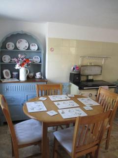 Weavers Cottage - - 7