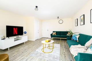 Home designed for contractors and families - Bristol - 4