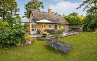 Cozy Home In Højby With Kitchen - Højby - 0