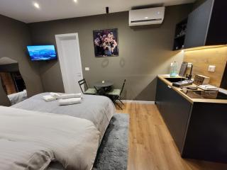 Selen GuestHouse - Tirana - 2