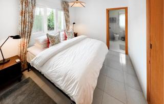4 Bedroom Gorgeous Home In Orihuela - Orihuela - 3