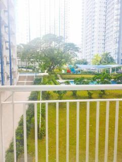 Grass Residences by Casa Stellar - Manila - 9