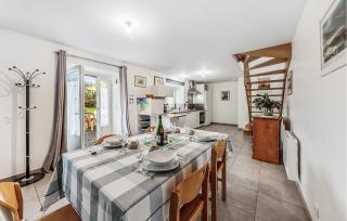 Gorgeous Home In Saint-Méloir-Des-Ondes - Saint-Méloir-des-Ondes - 4