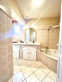 Appartement T4 de 100m2 proche Marseille - 6