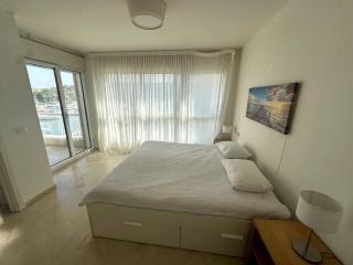 Hertselia Port - Herzliya B - 6