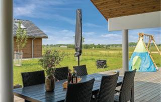 Four-Bedroom Holiday Home In Odder - 1