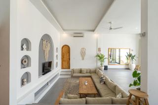 Villa Pono Pono - Uluwatu by Yolla Hospitality - Uluwatu - 2