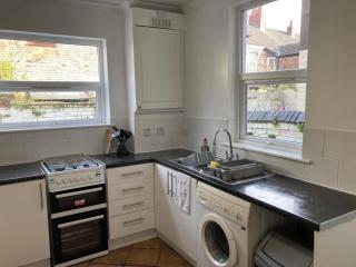 Cosy Victorian Home Near City Centre & LFC - Liverpool - 3