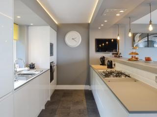 Hillside Retreat - Prestatyn - 1