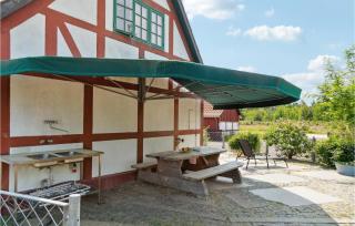 Nice Apartment In Nexø With Wifi - 1