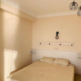 Mgzavrebi Apartments - 1