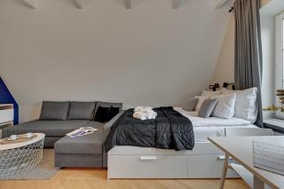 Old Town Świętojańska, Cozy & Chic by Downtown Apartments - Gdańsk - 2