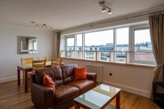 Geata na Cathrach - Galway Lakeside Apartments - Galway - 0