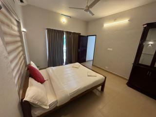 Theeram Riverside Holiday Home - Māla - 2
