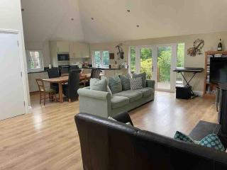 Cottage with Heated Indoor PoolTennis Court- 2142 - 9