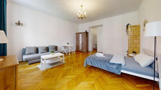 Flowers Flat in the Tenement - Varsavia - 6