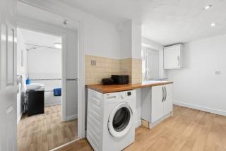Lillian Rd | Anfield Cozy House - by Vichy - Liverpool - 9