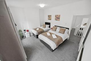 Lillian Rd | Anfield Cozy House - by Vichy - Liverpool - 8