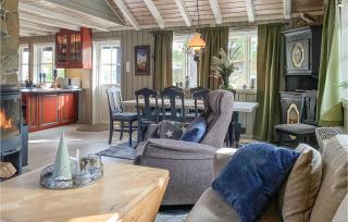 Nice Home In Sykkylven With Kitchen - 7