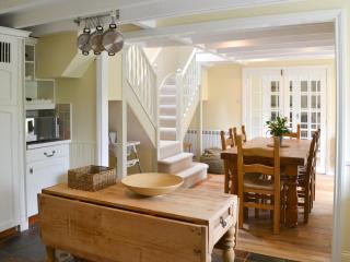 Wisteria Cottage - 6
