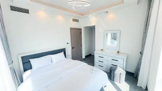 Dubai Marina- Cozy 2BHK Apartment - Dubai - 3