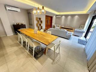 Charming Intimate Villa - 2