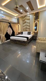 Hotel new royal palace - Lahore - 0