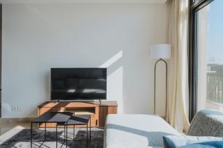 Mandisa Stay - Modern 2BD, CFC - 8