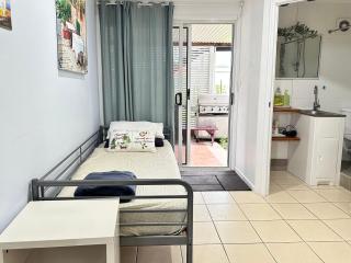 Zen Escape Guest House " Location 2" - Zen Garden Tiny Home, Nooky Studio - Brisbane - 8