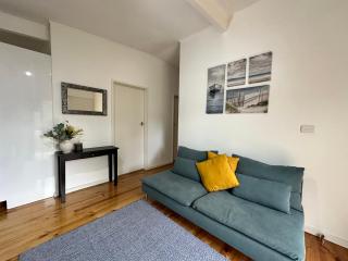 Rye Holiday Getaway BYO Linen and Towels 750m walk to Beach - 2