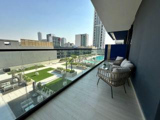 Stylish 1br Jvc Spacious Layout Pool View - Dubai - 9