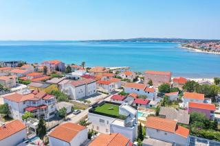 Luxury eight bedroom villa with swimming pool and jacuzzi 100 meters from the sea - Vir - 9