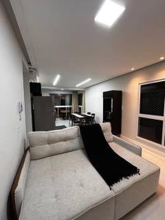 Apto em Palmas, 02 quartos, sendo 01 suíte - 4