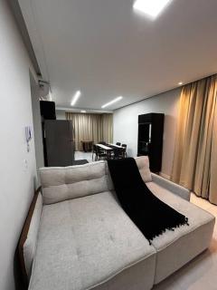 Apto em Palmas, 02 quartos, sendo 01 suíte - 2