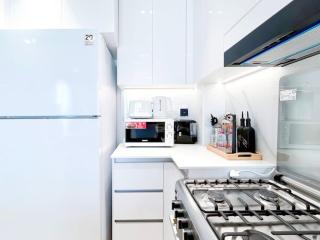 City Views & Comforts at Binghatti Corner - Dubai - 9