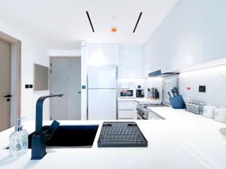 City Views & Comforts at Binghatti Corner - Dubai - 6