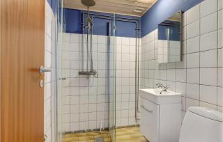 Awesome Apartment In Allinge With Wifi - 3