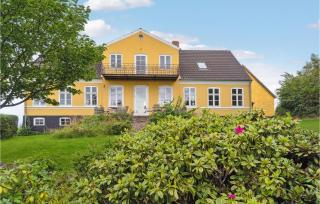 4 Bedroom Cozy Home In Hasle - Hasle - 1